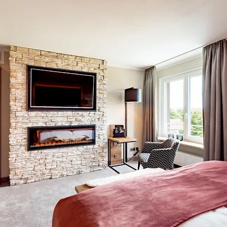 호텔 Burghotel Staufeneck 살라크