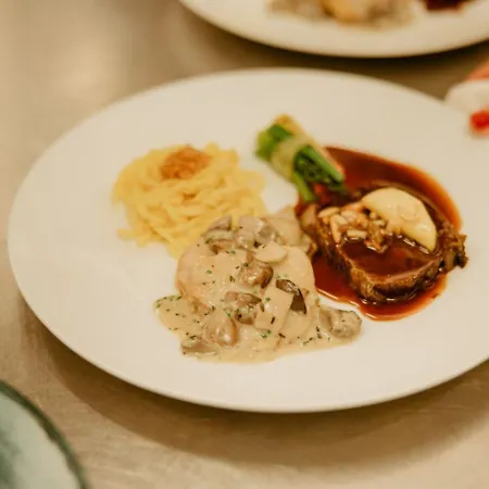 Ξενοδοχείο Burghotel Staufeneck 5*