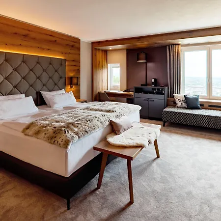 Ξενοδοχείο Burghotel Staufeneck 5*