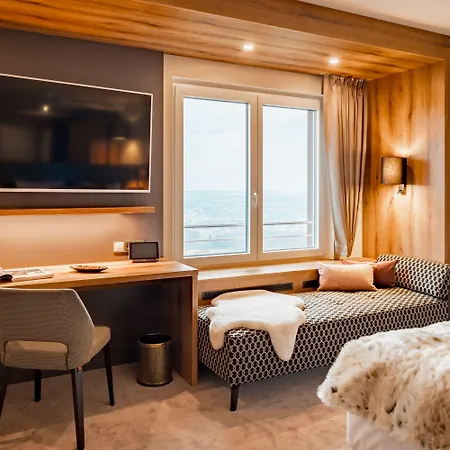 Burghotel Staufeneck Hotel Salach