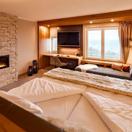 Burghotel Staufeneck Hotel
