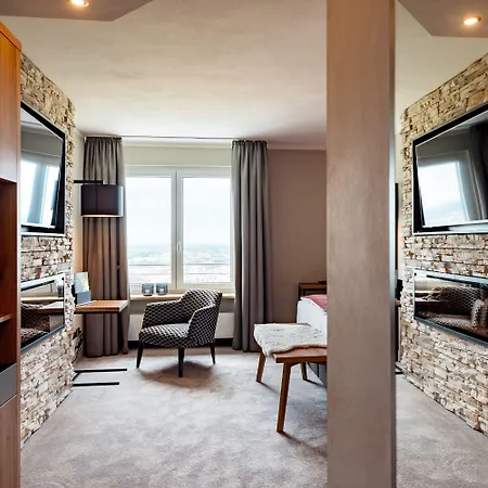 Burghotel Staufeneck 5* Salach