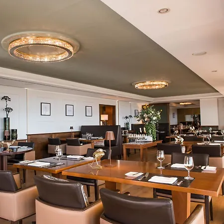 Hotel Burghotel Staufeneck 5*