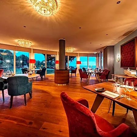 ホテル Burghotel Staufeneck 5*