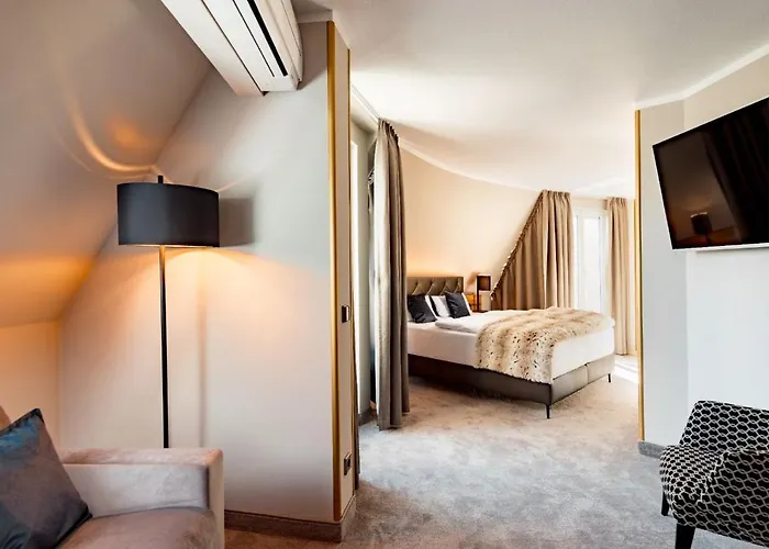 Hotel Burghotel Staufeneck