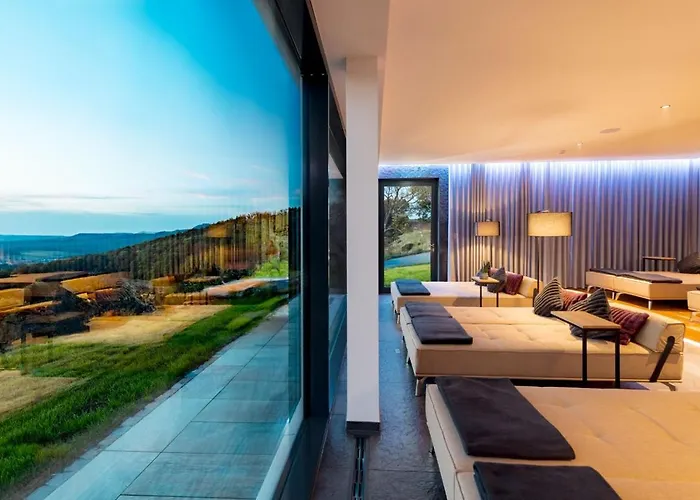 Burghotel Staufeneck Hotel 5*