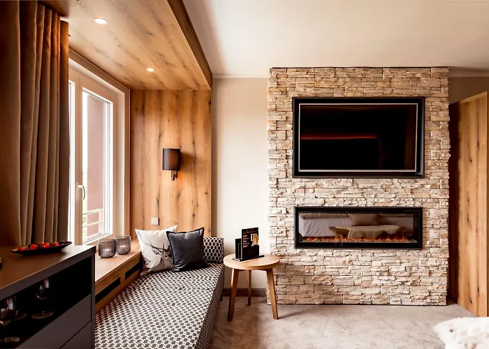 Hotel Burghotel Staufeneck 5*